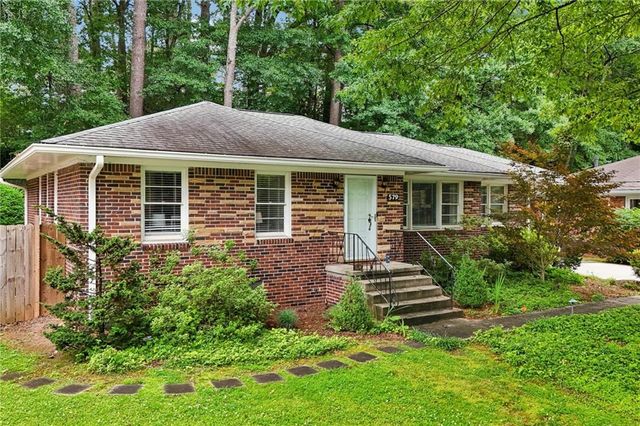 579 N Superior Avenue, Decatur, GA 30033