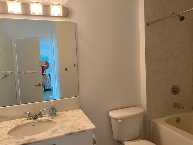 133 NE 2nd Ave 2511, Miami, FL 33132