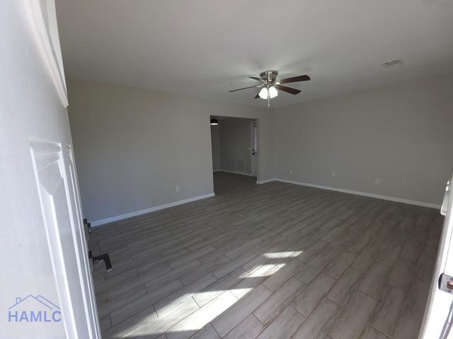 981 White Circle, Hinesville, GA 31313