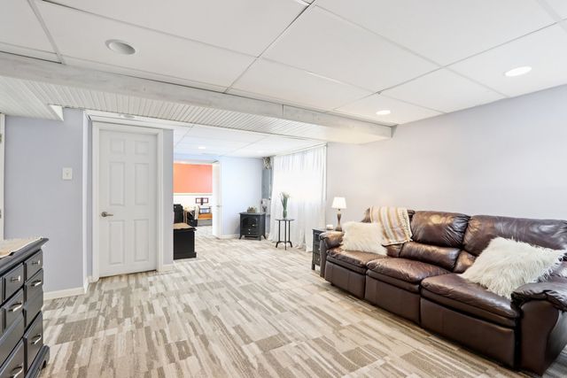 6241 237th Avenue, Salem, WI 53168