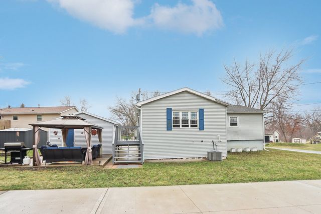 6241 237th Avenue, Salem, WI 53168