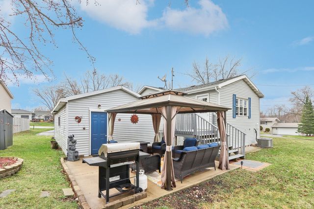 6241 237th Avenue, Salem, WI 53168