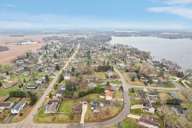 6241 237th Avenue, Salem, WI 53168