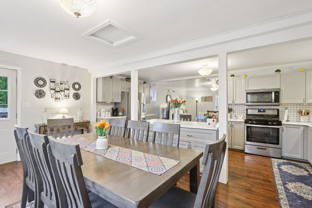 6241 237th Avenue, Salem, WI 53168