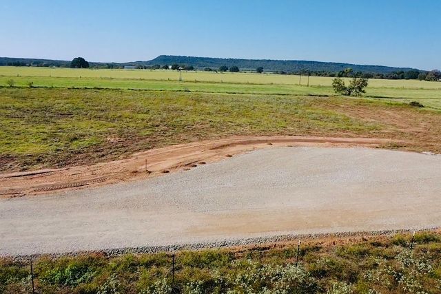 91 Kenzi Drive, Mineral Wells, TX 76067