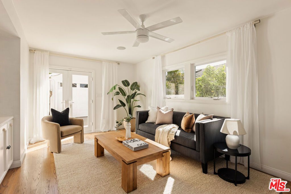 Image 9 of property listing at 8044 Cowan Avenue, Los Angeles, CA 90045