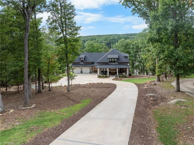 1818 Rocky Cove Lane, Denton, NC 27239