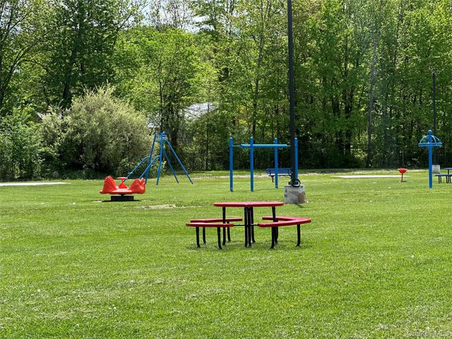 20 Peddler Hill 2002, Monroe, NY 10914