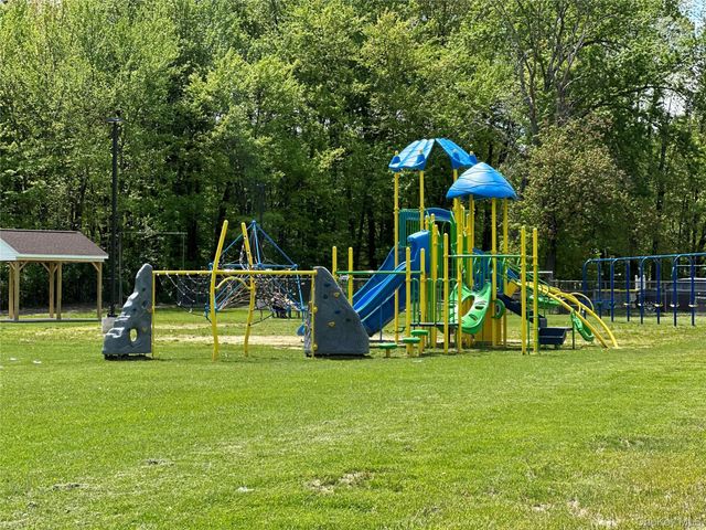 20 Peddler Hill 2002, Monroe, NY 10914
