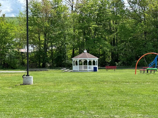 20 Peddler Hill 2002, Monroe, NY 10914