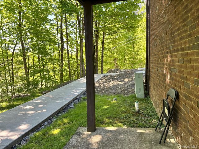 20 Peddler Hill 2002, Monroe, NY 10914