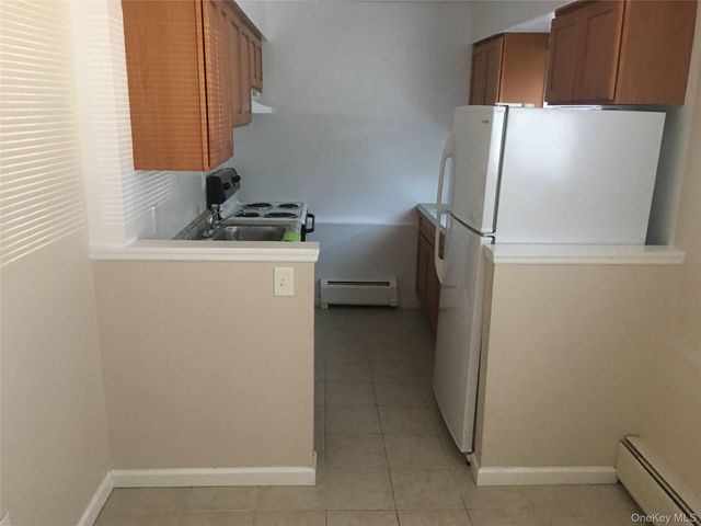 20 Peddler Hill 2002, Monroe, NY 10914