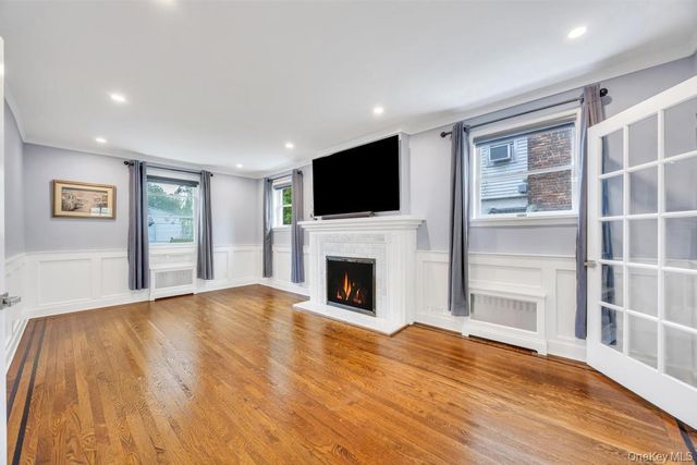 72 King Street, Malverne, NY 11565