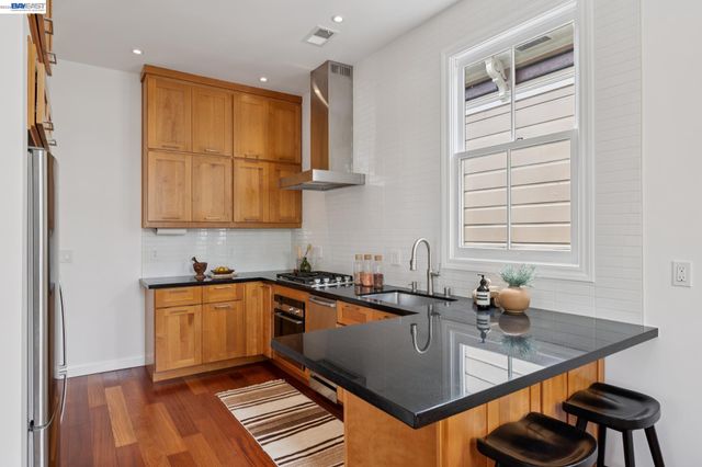 800 Delaware Street 1020, Berkeley, CA 94710