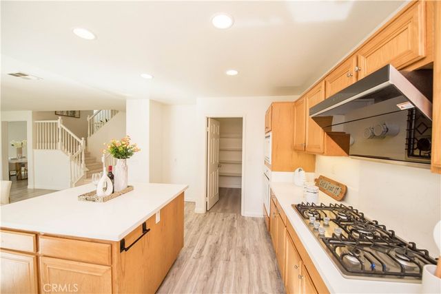 7794 Alderwood Avenue, Eastvale, CA 92880