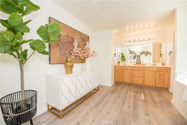 7794 Alderwood Avenue, Eastvale, CA 92880