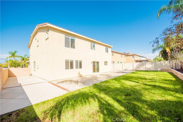 7794 Alderwood Avenue, Eastvale, CA 92880