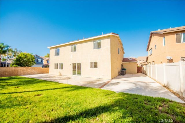 7794 Alderwood Avenue, Eastvale, CA 92880