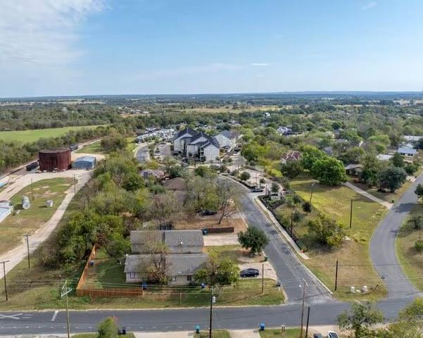 200 Maple LN 1302, Elgin, TX 78621
