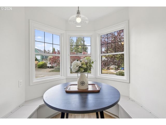 5824 Ne 26TH Ave, Portland, OR 97211