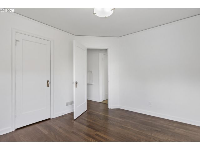 5824 Ne 26TH Ave, Portland, OR 97211