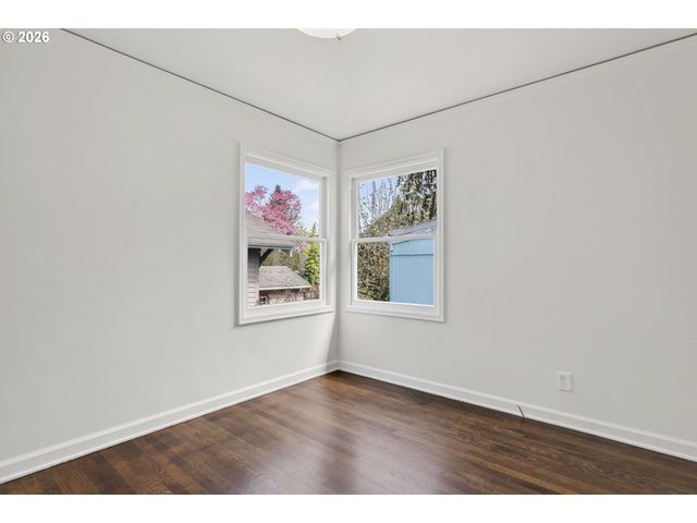 5824 Ne 26TH Ave, Portland, OR 97211