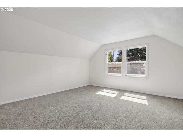 5824 Ne 26TH Ave, Portland, OR 97211