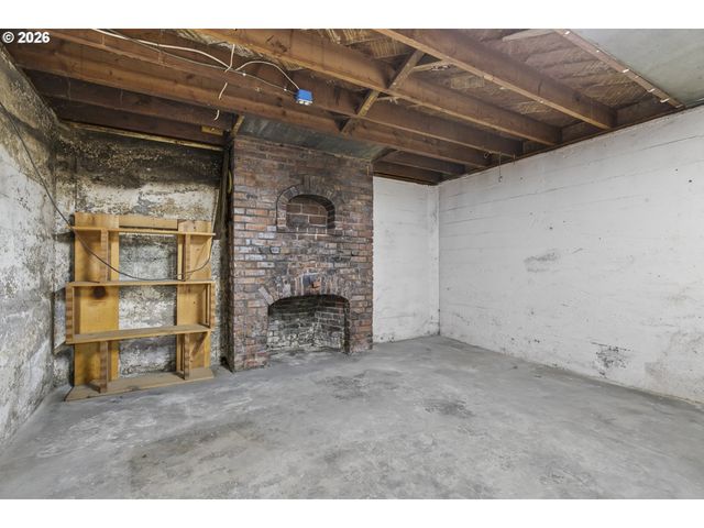 5824 Ne 26TH Ave, Portland, OR 97211