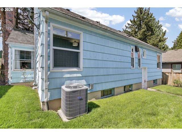 5824 Ne 26TH Ave, Portland, OR 97211