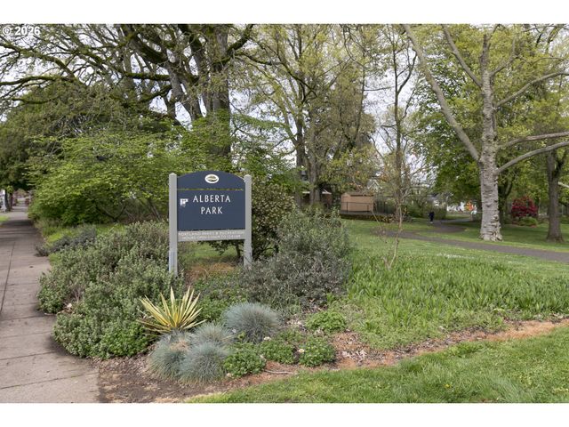 5824 Ne 26TH Ave, Portland, OR 97211