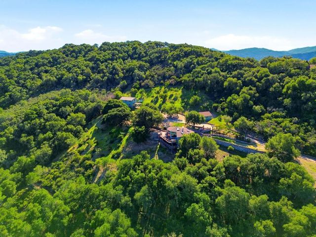 31420 Via La Naranga, Carmel Valley, CA 93924