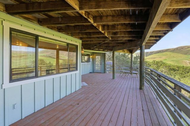 31420 Via La Naranga, Carmel Valley, CA 93924