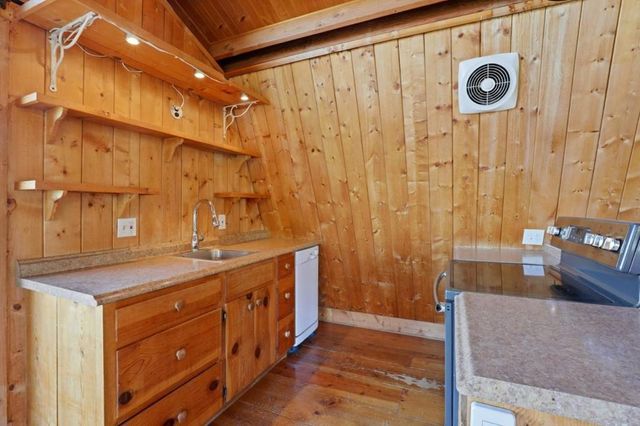 31420 Via La Naranga, Carmel Valley, CA 93924