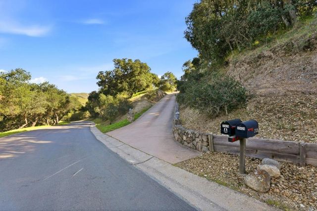 31420 Via La Naranga, Carmel Valley, CA 93924
