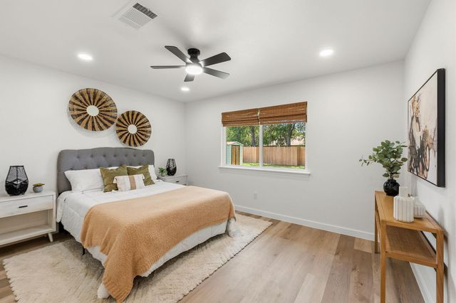10411 Button Quail DR, Austin, TX 78758