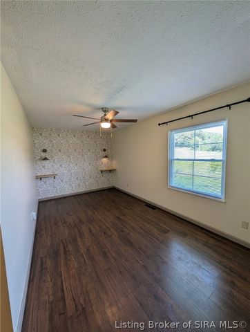 116 W Bernadine Drive, Paoli, IN 47454