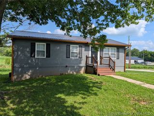 116 W Bernadine Drive, Paoli, IN 47454