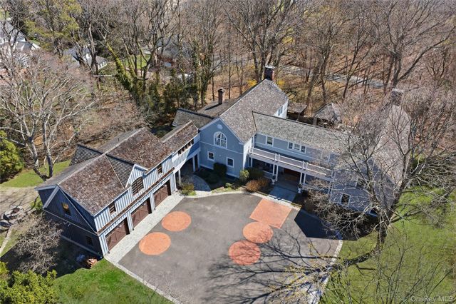 395 W Neck Road, Lloyd Harbor, NY 11743