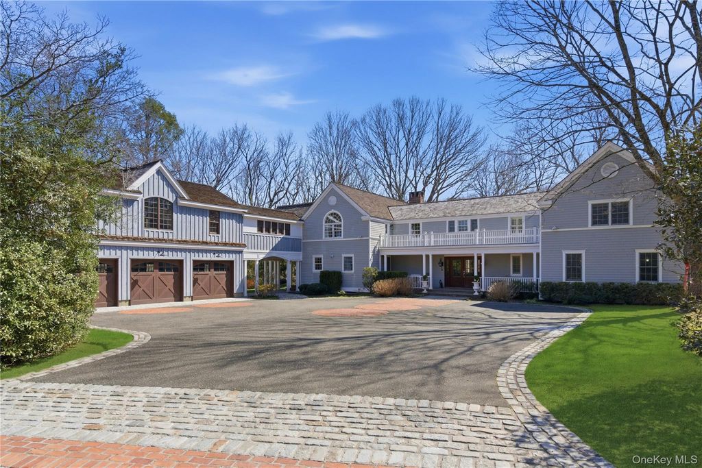 395 W Neck Road, Lloyd Harbor, NY 11743