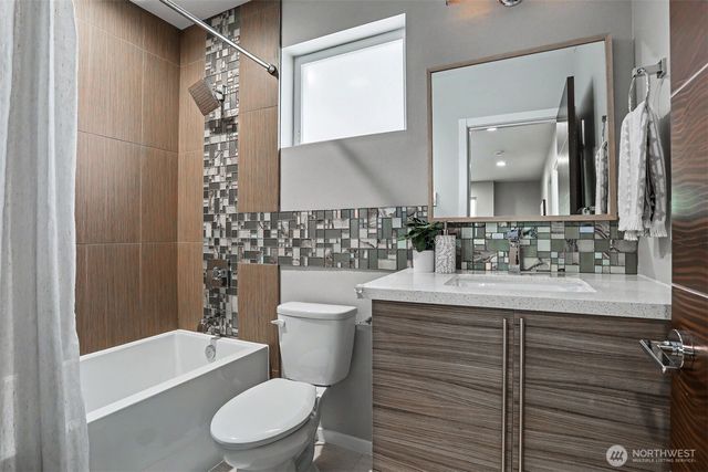 5126 S Othello Street, Seattle, WA 98118