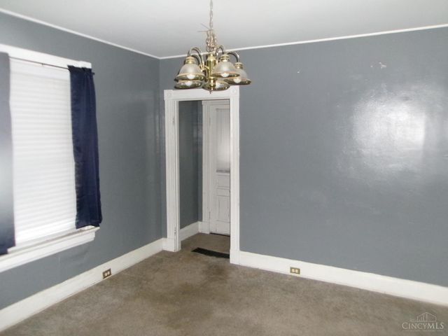5608 Abbottsford Street, Cincinnati, OH 45212