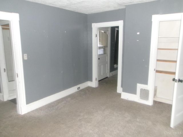 5608 Abbottsford Street, Cincinnati, OH 45212