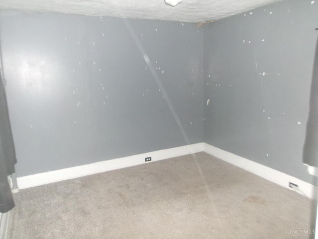 5608 Abbottsford Street, Cincinnati, OH 45212