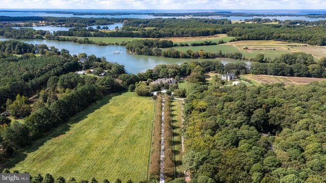 7508 COOPER POINT RD, Bozman, MD 21612