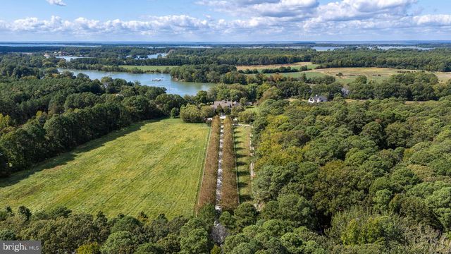 7508 COOPER POINT RD, Bozman, MD 21612