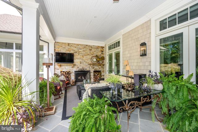 7508 COOPER POINT RD, Bozman, MD 21612