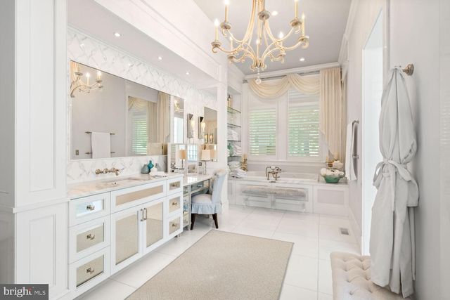 7508 COOPER POINT RD, Bozman, MD 21612