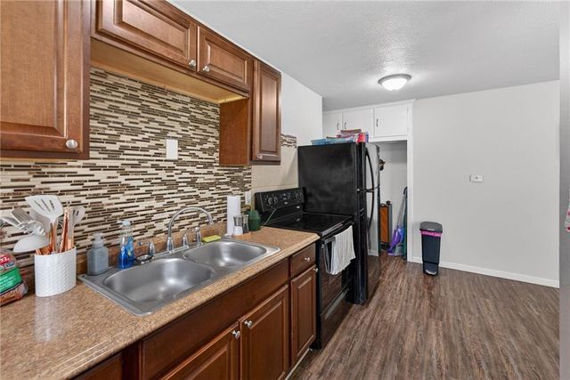 1921 S Ash Avenue, Independence, MO 64052