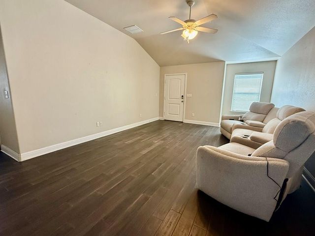 6722 Cowboy Dr., Midland, TX 79705