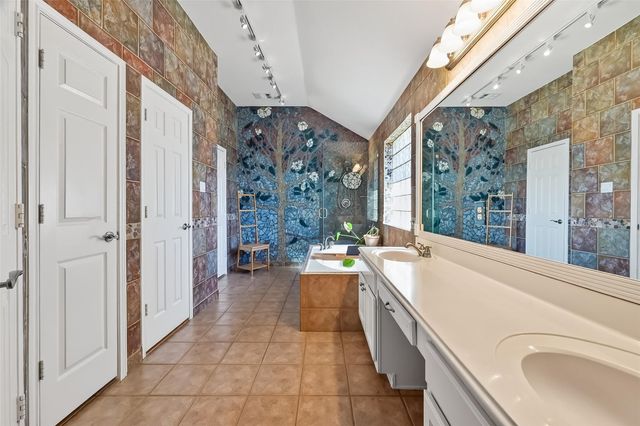 10827 Oak Bayou Lane, Houston, TX 77064